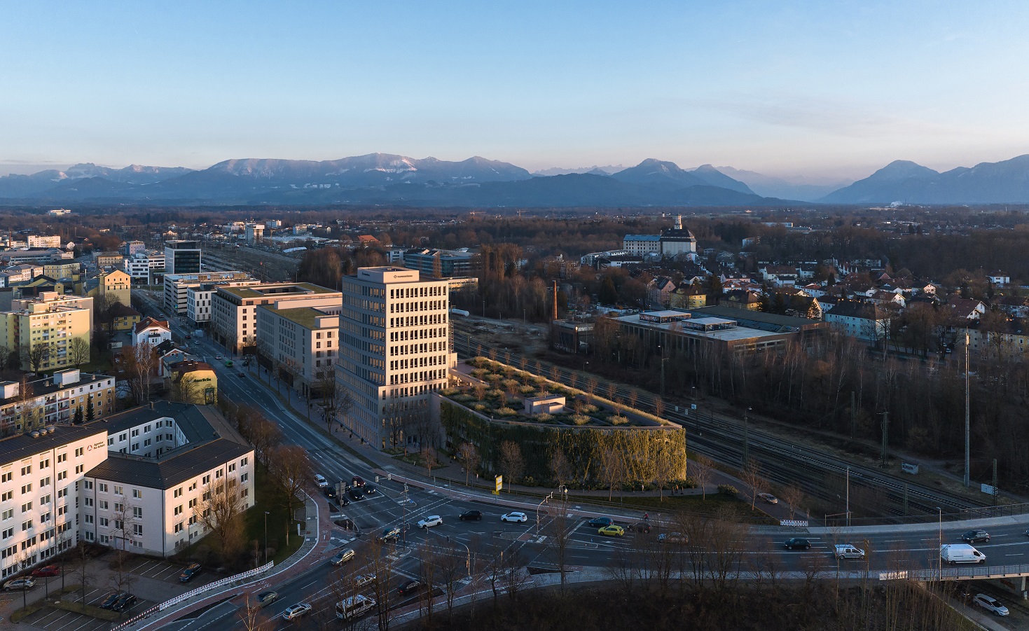 LOKHÖFE Offices: S&P Commercial Development vermietet 1.600m² an das kbo-Inn-Salzach-Klinikum